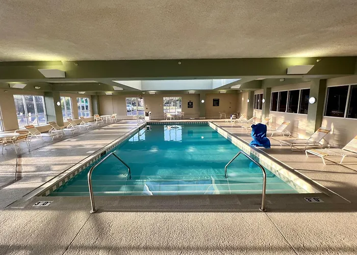 La Quinta By Wyndham Bannockburn-Deerfield